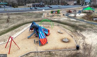 533 W 7TH St, Laurel, DE 19956