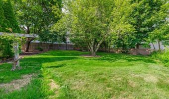15 Lake Wallkill Rd, Alloway, NJ 07461