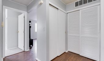 205 Olympus Dr, Hamilton, OH 45013