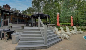 1307 Floyd Spgs, Armuchee, GA 30105