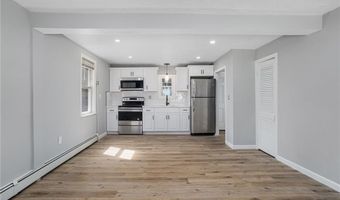 17 Padelford Ave, East Providence, RI 02915