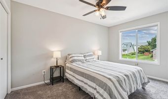 825 Kiowa Dr, North Liberty, IA 52317