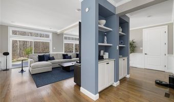161 Stony Ln, North Kingstown, RI 02852