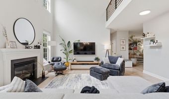 705 N ASHTON St, Alexandria, VA 22312