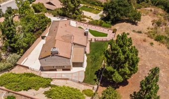 27540 Freetown Ln, Agoura Hills, CA 91301