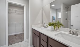 25084 Bluebird Cir, Adel, IA 50003