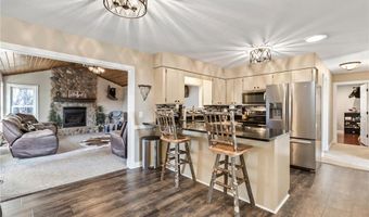 6517 County Rd 5 NW, Annandale, MN 55302