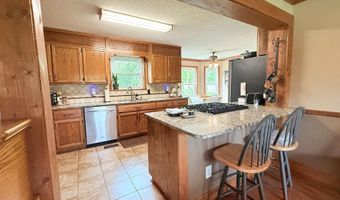 512 Lookout Dr, Arab, AL 35016