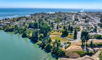 Riverview Dr 5, Brookings, OR 97415