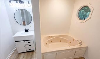 4083 Gainesville Hwy, Alto, GA 30510