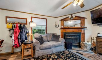 49 Leavitt Rd, Belmont, NH 03220