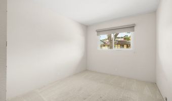 98-2033 Pahiolo St, Aiea, HI 96701