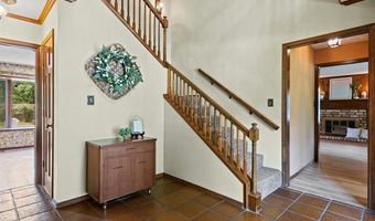 639 Oakridge Dr, Bartlesville, OK 74006