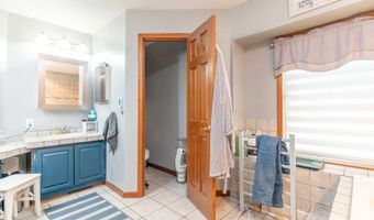 10810 Wenger Rd, Anna, OH 45302