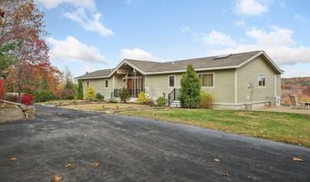 141 Lakewood Dr, Alton, NH 03810