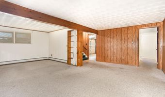 2400 RAMBLEWOOD Rd, York, PA 17408
