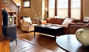 196 Ellsworth St, Bridgeport, CT 06605