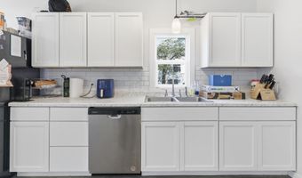 319 NE 6th St, Abilene, KS 67410