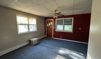142 W South St, Ainsworth, NE 69210