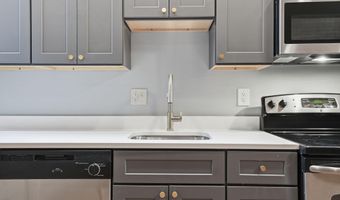 1440 FAIRMONT St NW 3, Washington, DC 20009