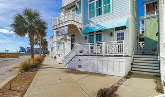 108 West Dr B, Atlantic Beach, NC 28512