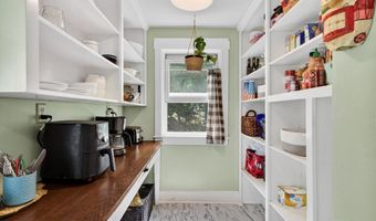 53 Central St, Ashburnham, MA 01430