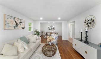 153 Vineyard Ave, Cumberland, RI 02864