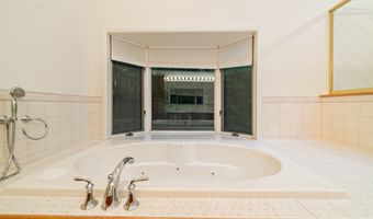 58 W Redding Rd, Danbury, CT 06810