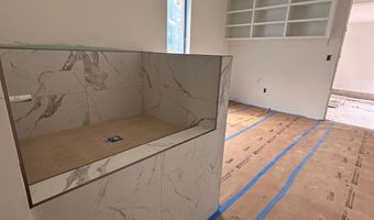 4017 WOODLAND Rd, Annandale, VA 22003