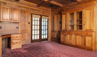 38 Miss Fry Dr, East Greenwich, RI 02818