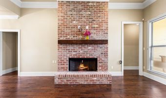 8272 Valencia Ct, Baton Rouge, LA 70820