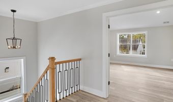 38 Watts Ave, Barnegat, NJ 08005