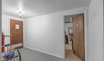 1026 Kehrs Mill Rd 4, Ballwin, MO 63011