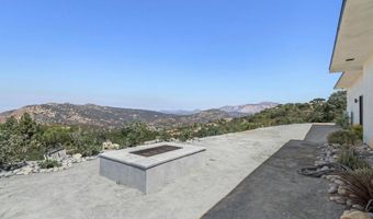 573 Lilac Ranch Rd, Alpine, CA 91901