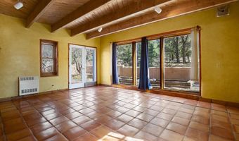 92 Sandia Cyn, Arroyo Hondo, NM 87513