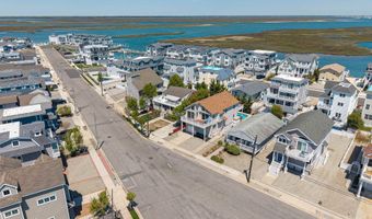 733 21st St, Avalon, NJ 08202