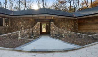 3289 Floyd Springs Rd NE, Armuchee, GA 30105