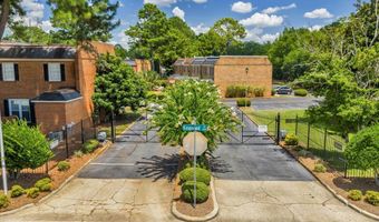 444 Kingswood Ct, Albany, GA 31707