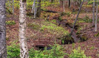 65 Paquette Rd, Bethel, VT 05060
