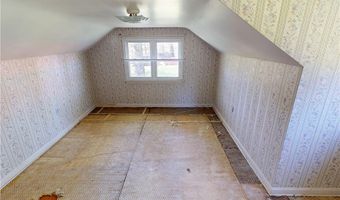 140 Evergreen Dr, Aliquippa, PA 15001
