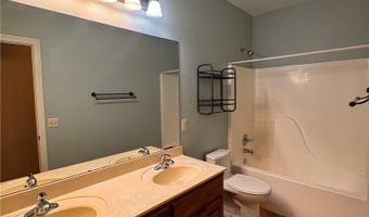 17 Miller Dr, Bella Vista, AR 72715