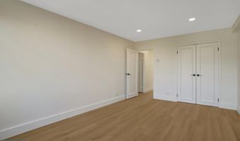 1200 N NASH St 811, Arlington, VA 22209