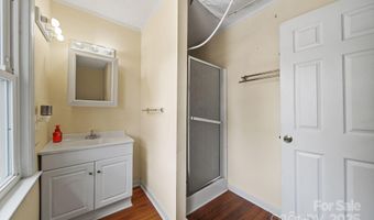 196 Spruce St, Badin, NC 28009