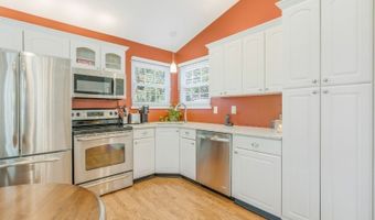 233 Long Meadow Rd, Bedminster, NJ 07921