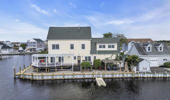 221 Magnolia Dr, Bayville, NJ 08721