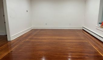 724 W Bay Ave, Barnegat, NJ 08005