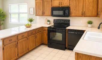 906 N FAIRMONT St, Amarillo, TX 79106