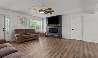 1032 E Main St, Albertville, AL 35951
