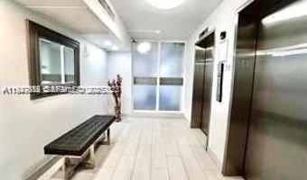 3401 N Country Club Dr 206, Aventura, FL 33180