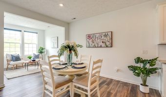 835-2 Dipper Ln, Aurora, OH 44202